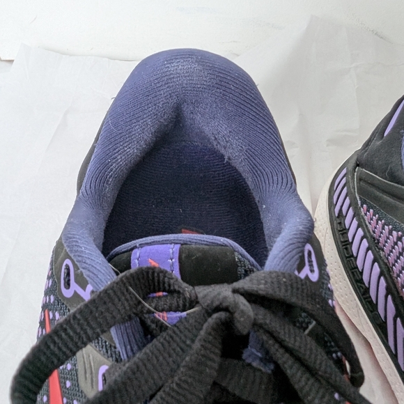 Brooks Adrenaline GTS 22 Running Shoes Women's Size 9B Purple - Picture 12 of 17